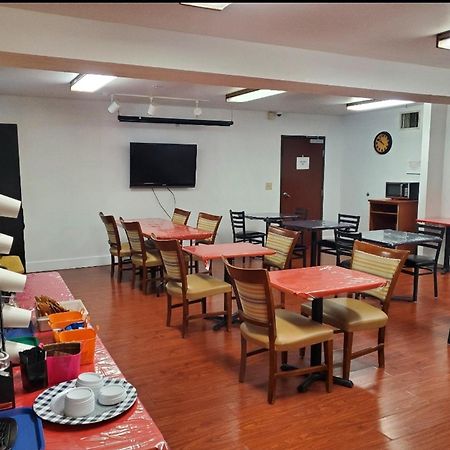 Omak Inn Екстер'єр фото