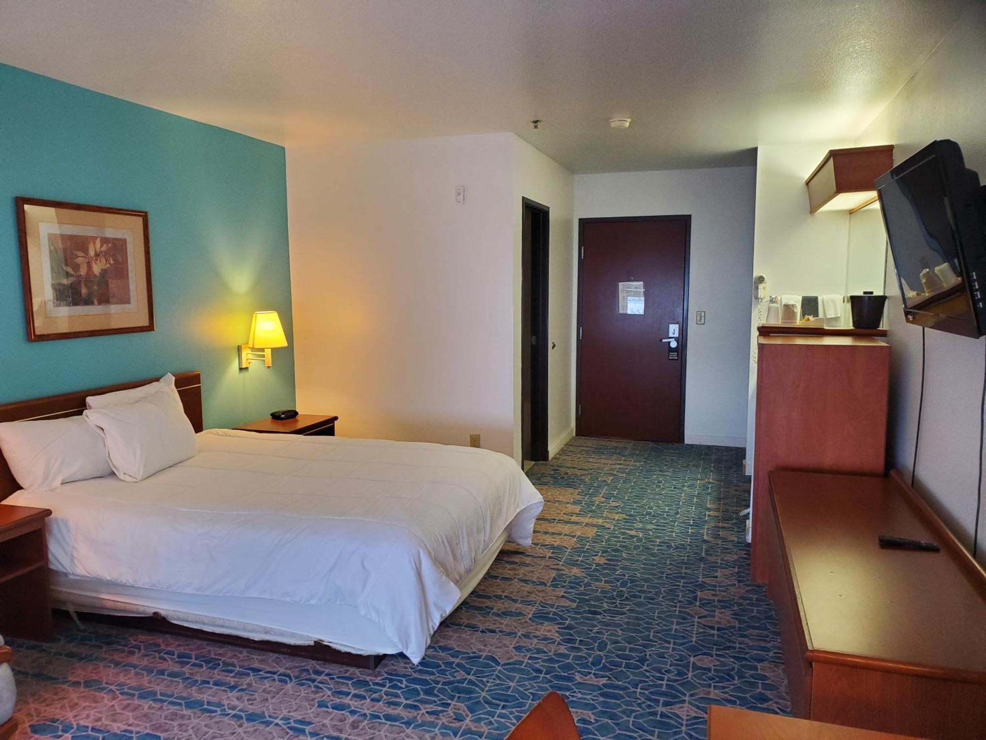 Omak Inn Екстер'єр фото